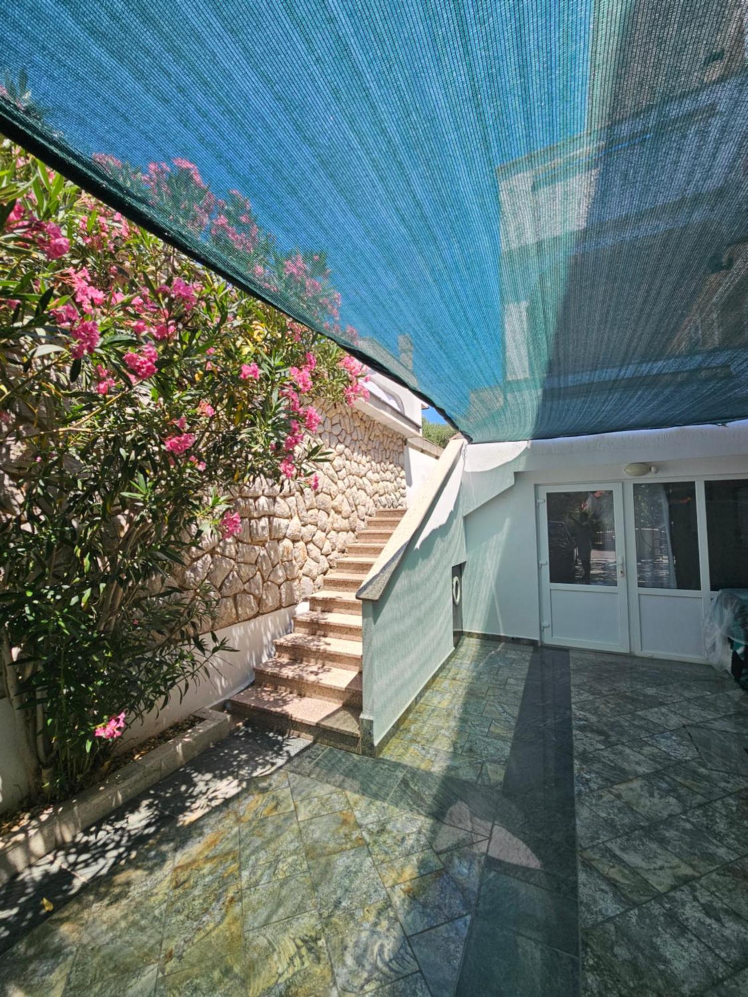 Apartments Bahar Krk Krk Town Exterior foto